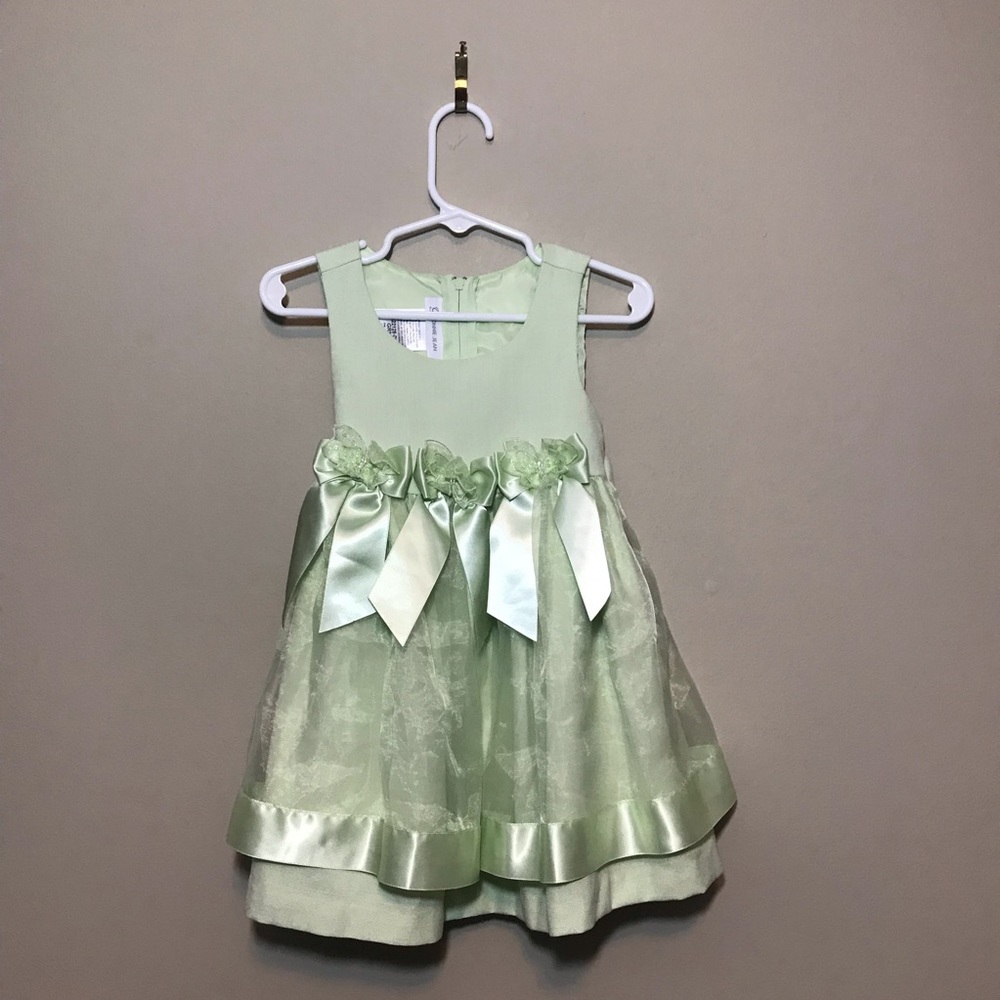 Bonnie Jean dress pastel green